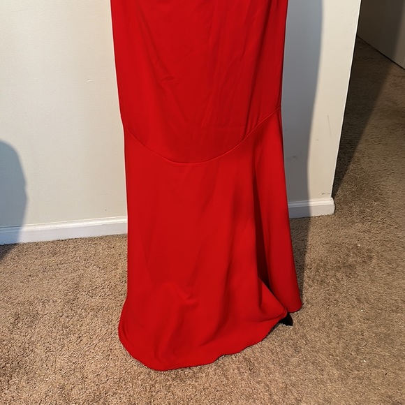 Badgley Mischka Red Evening Gown (NWT) - Picture 9 of 9